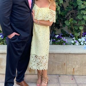 ASTR pale yellow lace midi dress